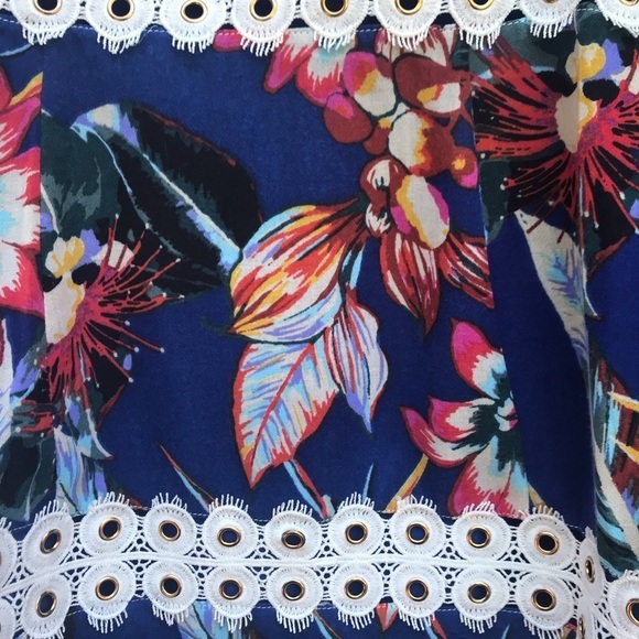 Red Carter Willow Floral Print Lace Coverup Dress - Picture 4 of 8